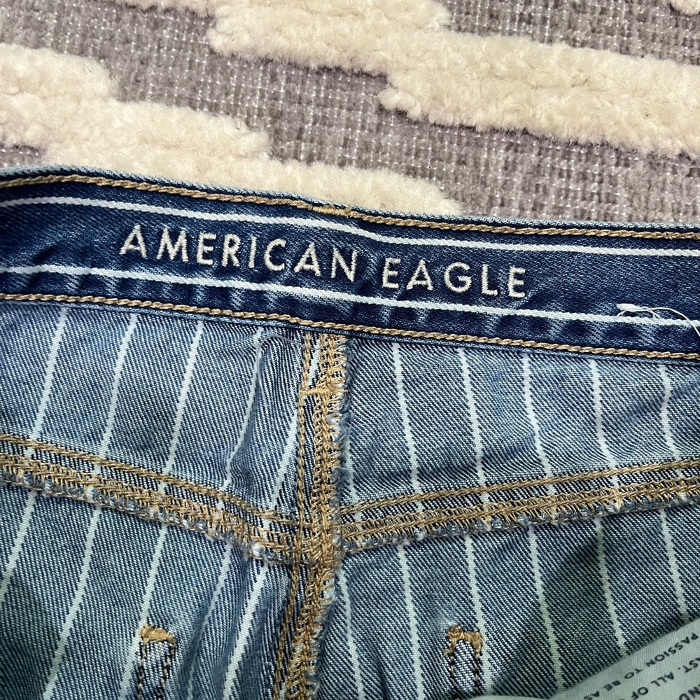 American eagle‎ distressed mom Jean - Picture 4 of 9